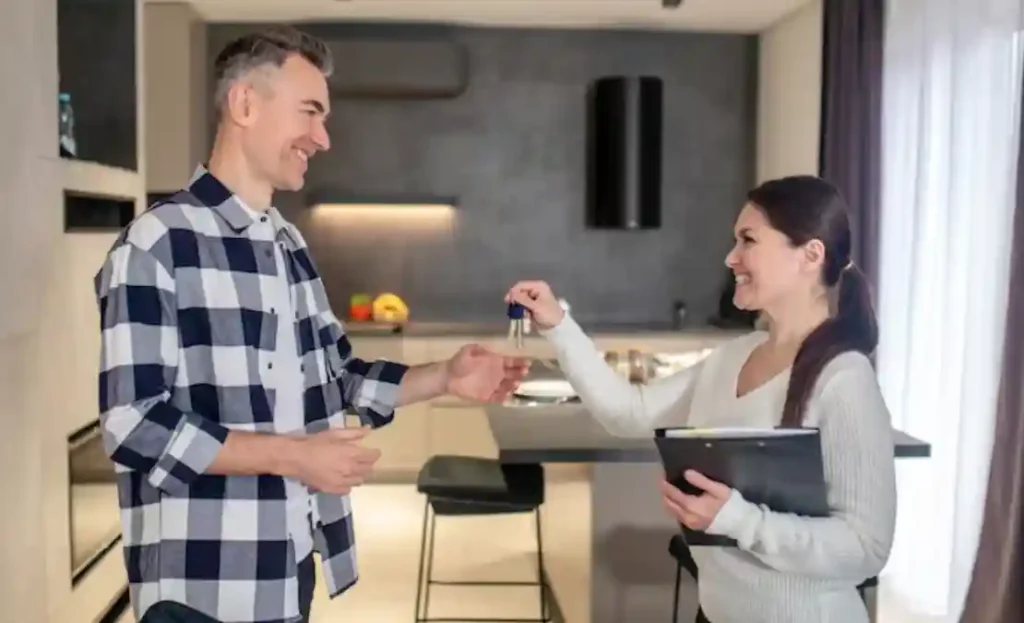 Maximizing Value: The Strategic Advantages of Utilizing Professional Home Selling Services